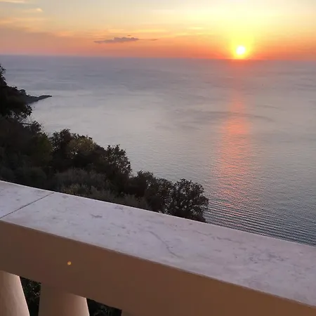 Paradiso Di San Rocco, Camogli San Rocco (Genoa)